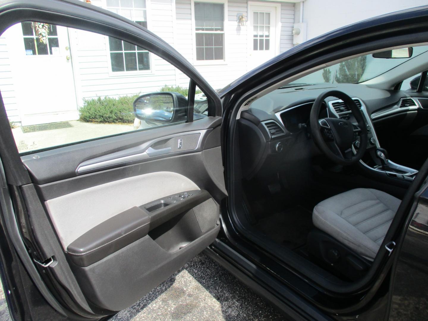 2014 BLACK Ford Fusion (1FA6P0G74E5) , AUTOMATIC transmission, located at 540a Delsea Drive, Sewell, NJ, 08080, (856) 589-6888, 39.752560, -75.111206 - Photo#14